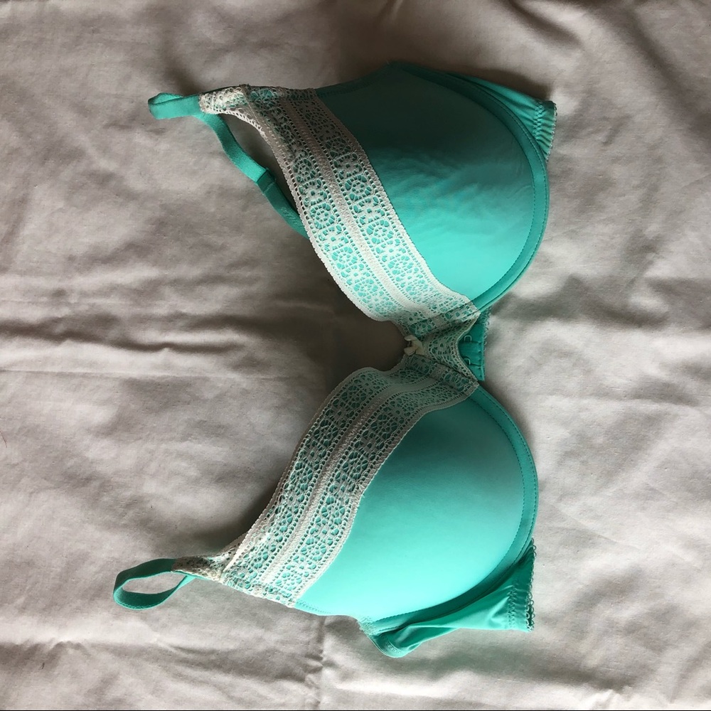 Aqua green Aerie bra, size 36D.